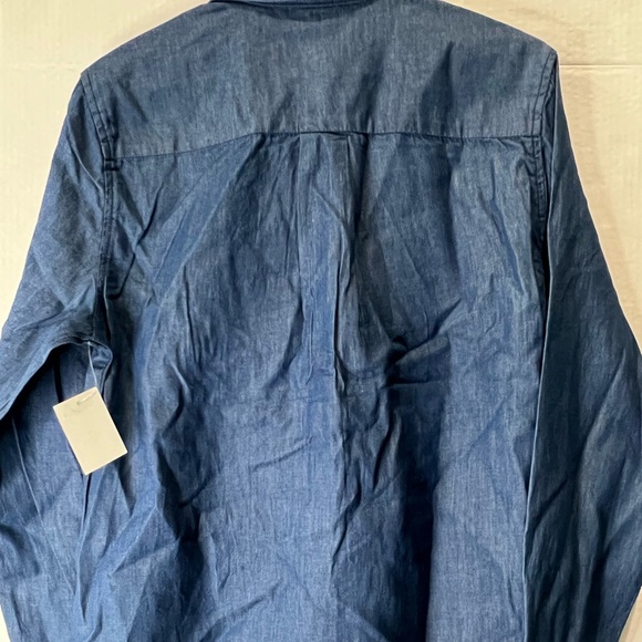 Disney’s Mickey and Minnie Mouse Holiday Denim Shirt - Picture 5 of 6